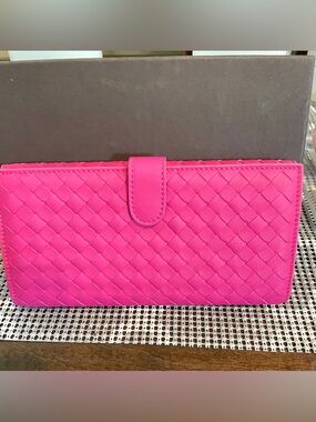 Bottega Veneta Pink Women’s Wallet Wallet with Box EUC